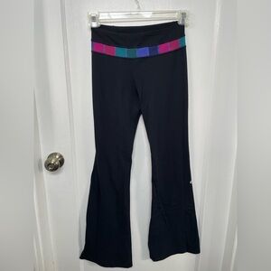 Lululemon groove pants size 4